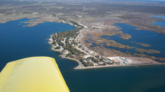 lago pellegrini, Cinco Saltos