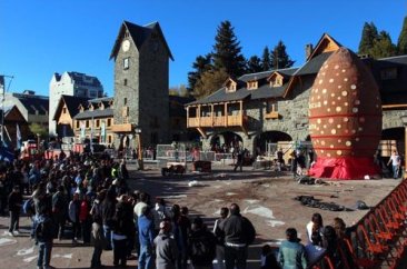 Huevo de chocolate gigante, Bariloche